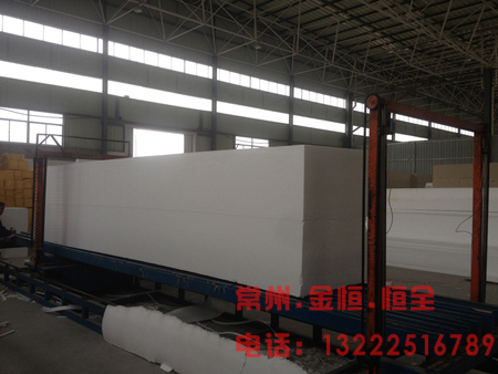 了解EPS泡沫切割機(jī)的布局特色以及適用范圍